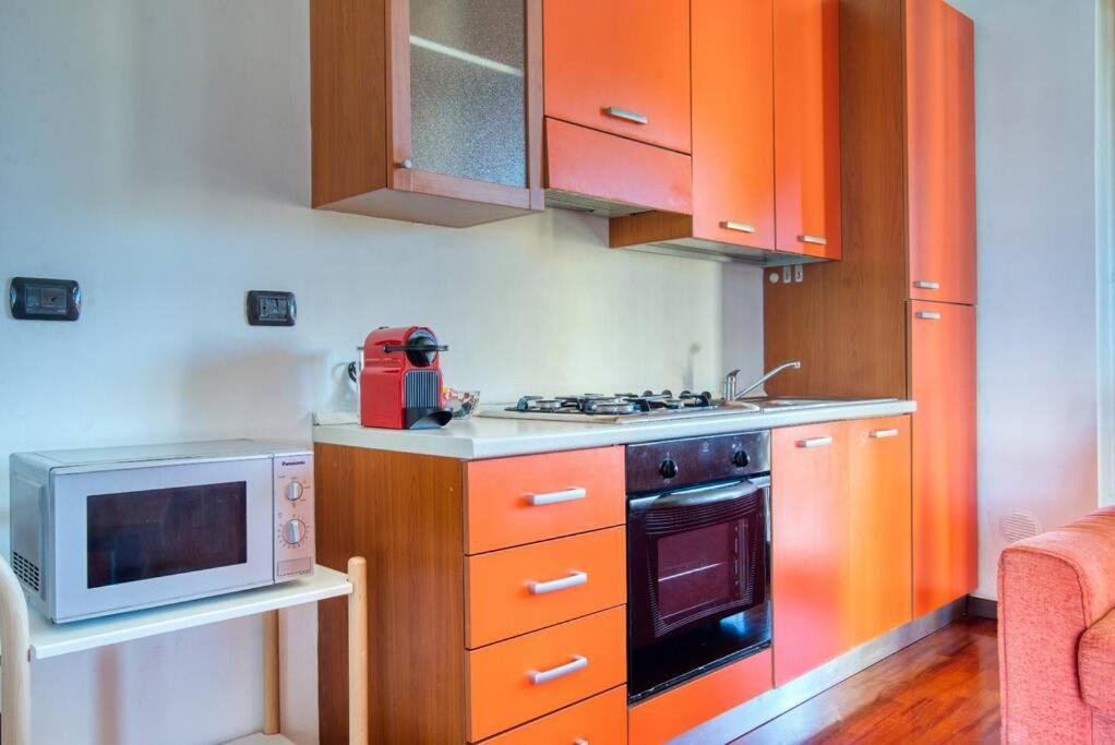 Caseospitali - Casa Niden Il Tuo Nido A Cernusco Vicino Alla Metro 2Pax แชร์นุสโก ซุล นาวีโญ ภายนอก รูปภาพ